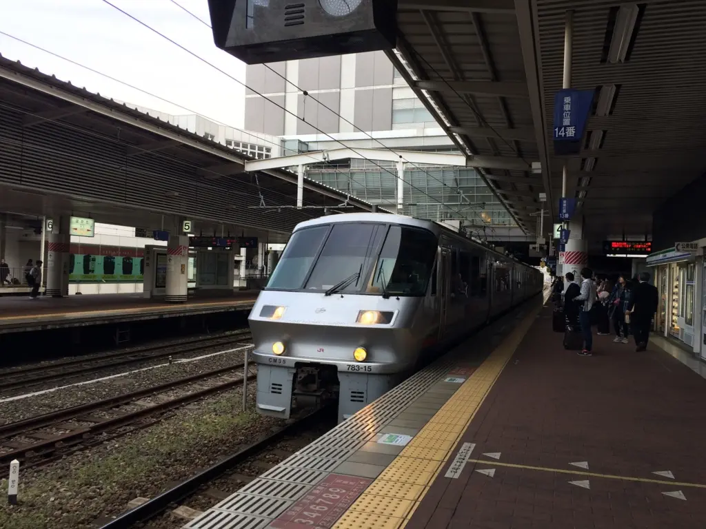 春休み鉄道の旅 長崎 ハウステンボス 旅とアロマ